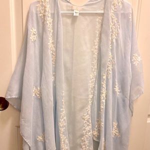 Light Blue/White Floral Kimono Shawl, One Size